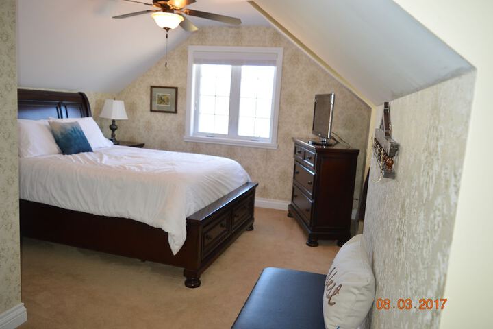 Room 8 of 71