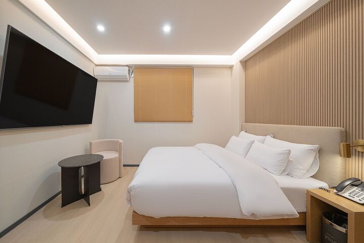 Room 46 of 116