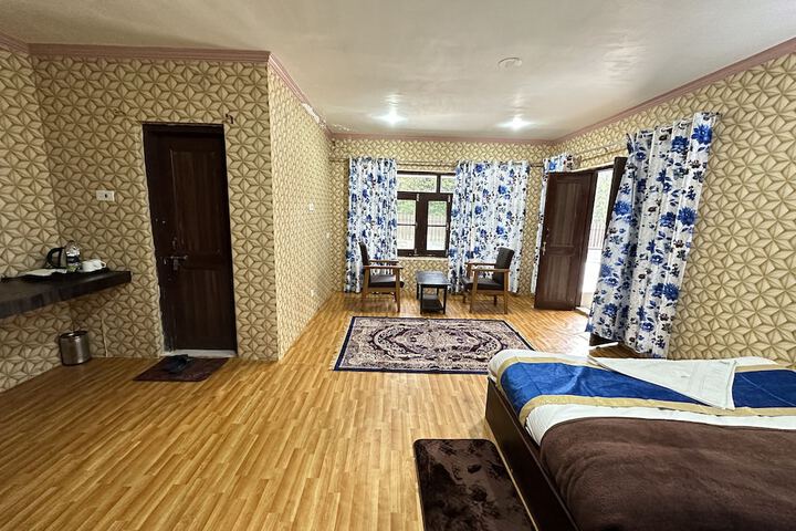 Room 11 of 47