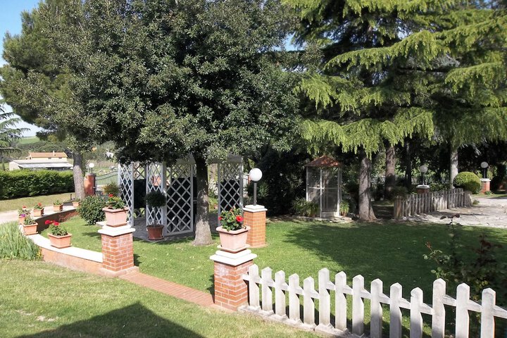 Property Grounds 33 of 62