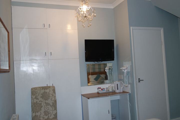Room 73 of 160