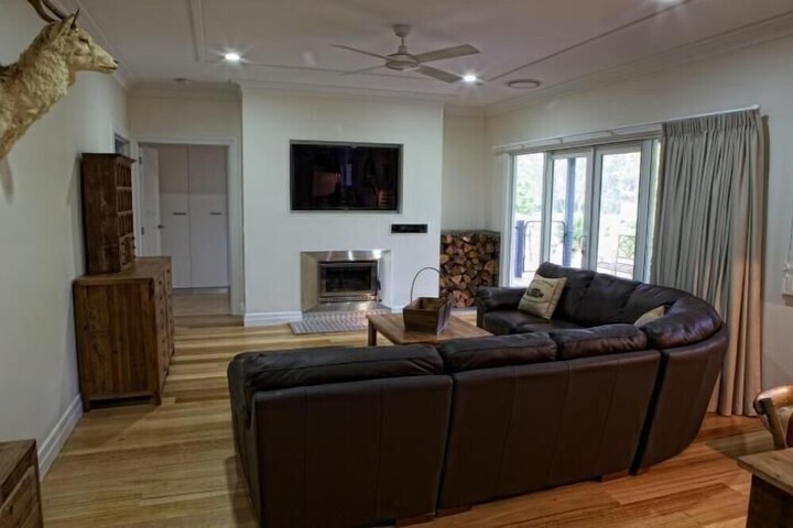 Room 8 of 26