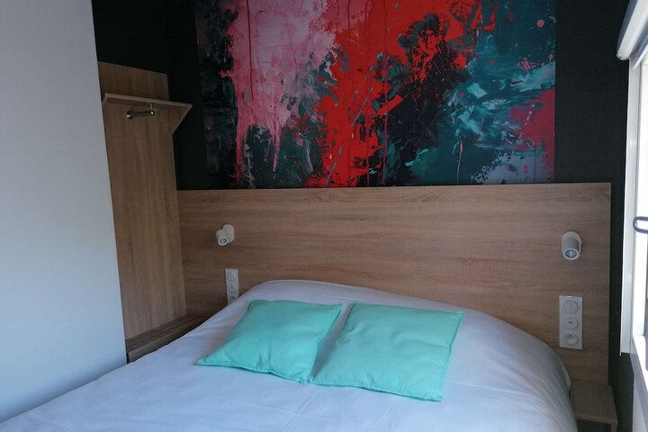 Room 7 of 44