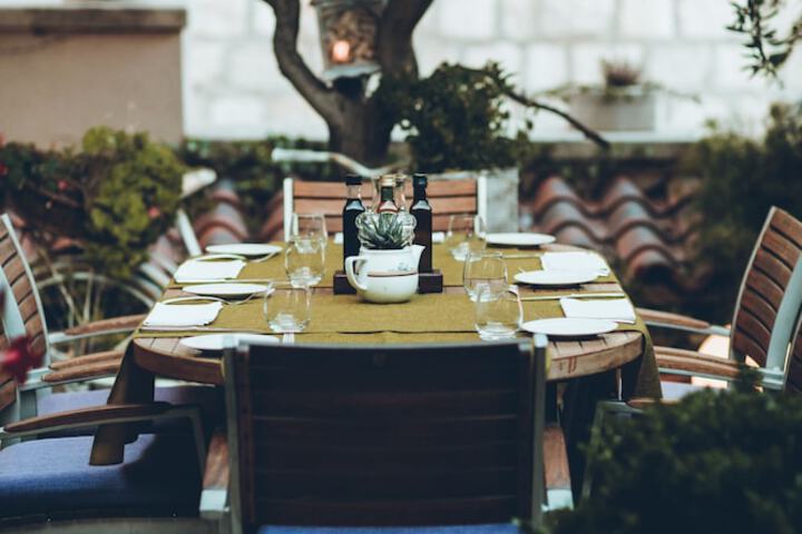 Dining 122 of 182