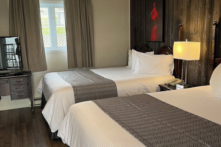 Room 28 of 118
