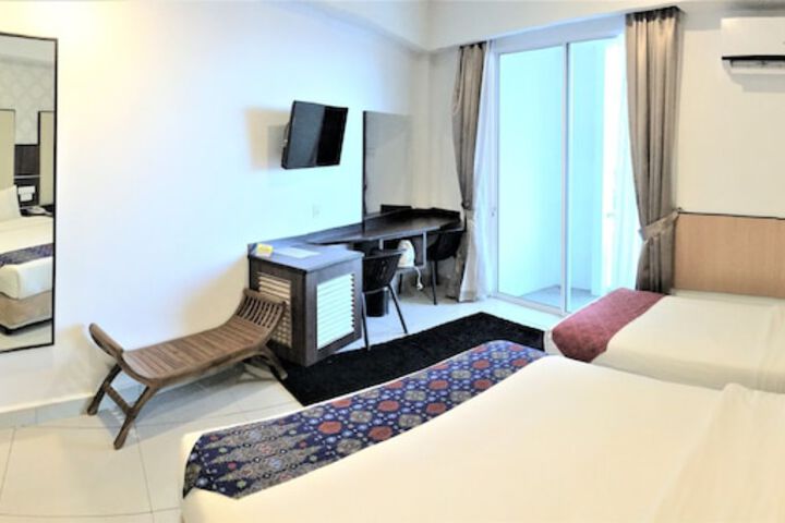 Room 13 of 49
