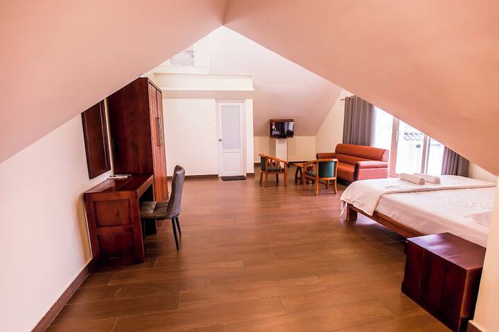 Room 19 of 31