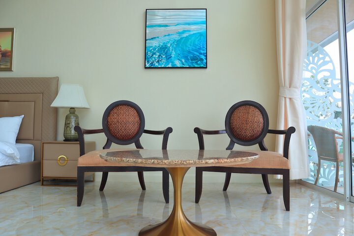 Room 6 of 31