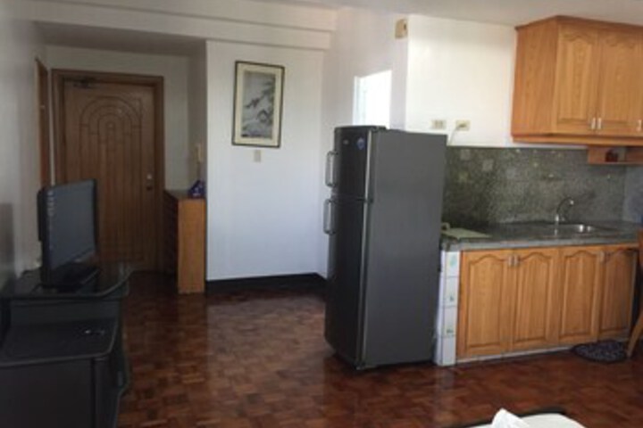 Room 15 of 103