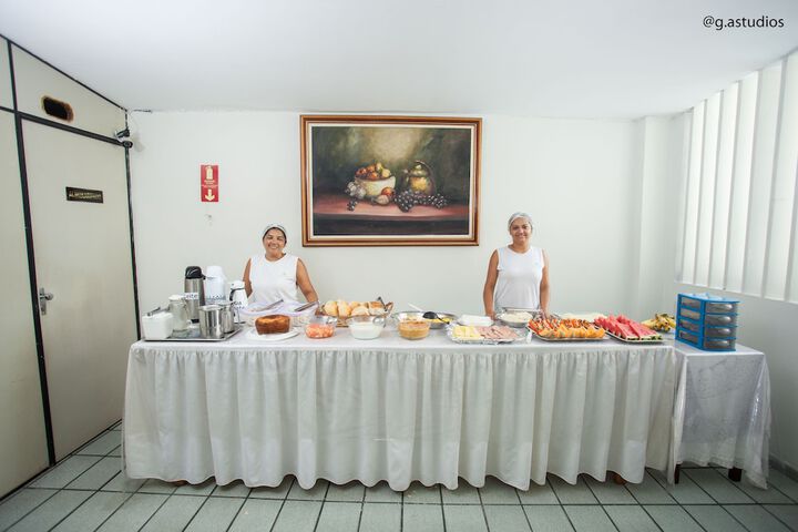 Dining 17 of 22
