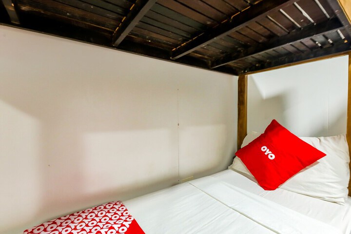 Room 44 of 84