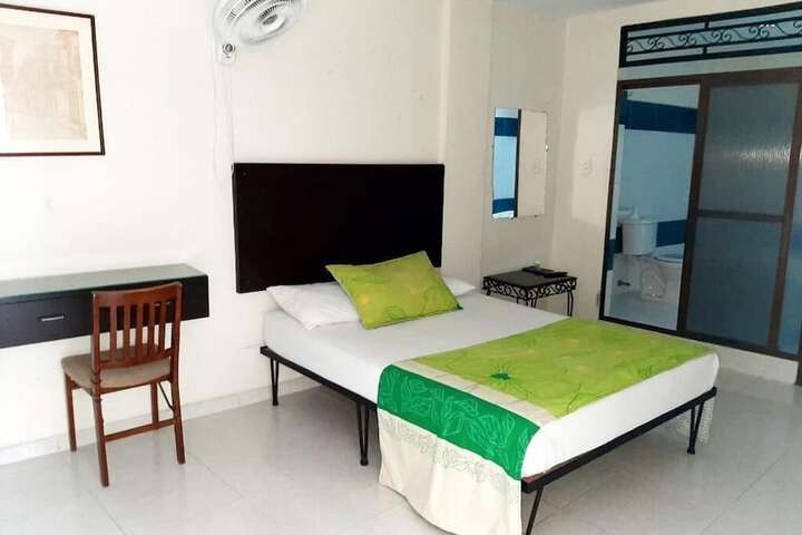 Room 8 of 22