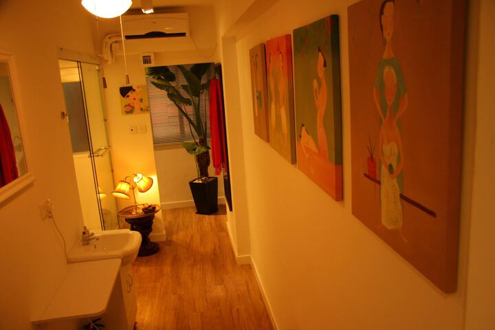 Room 21 of 48