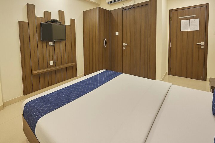 Room 16 of 25