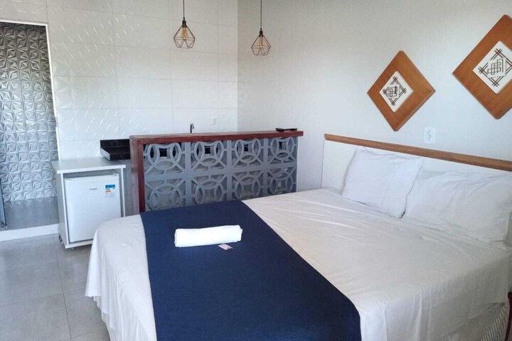 Room 2 of 6