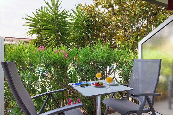 Terrace/Patio 42 of 111