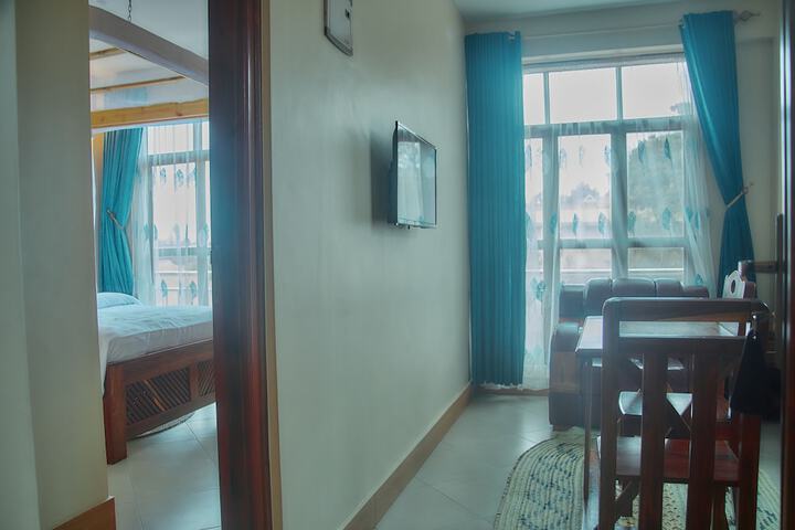 Room 7 of 32