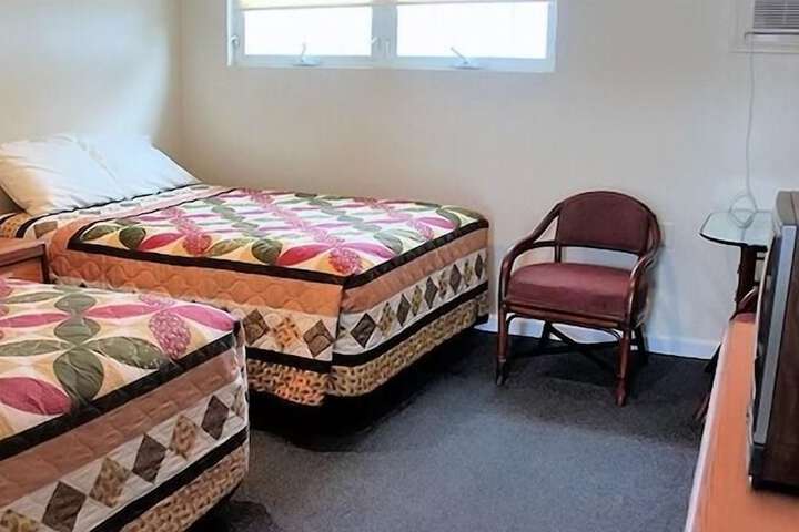 Room 3 of 18