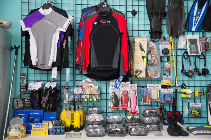 Gift Shop 101 of 224
