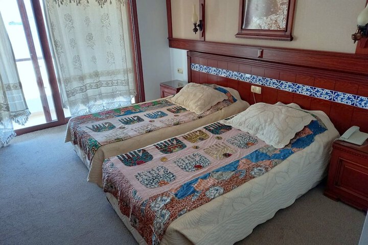 Room 16 of 26
