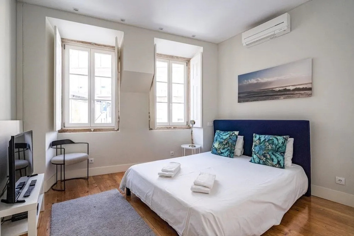 Room 3 of 15
