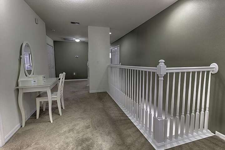 Room 113 of 221