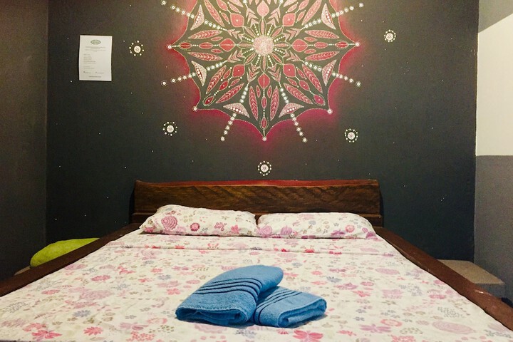 Room 10 of 23