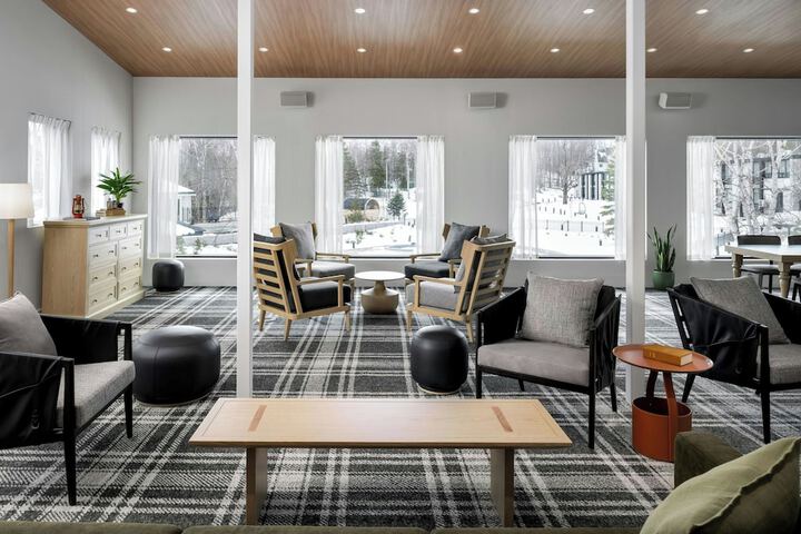 Guest Lobby