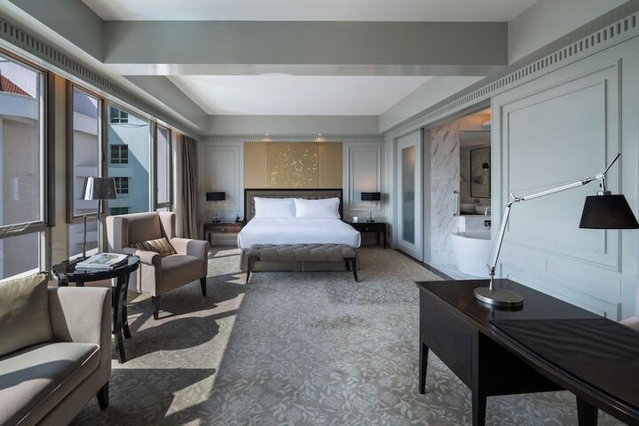 Room 46 of 133