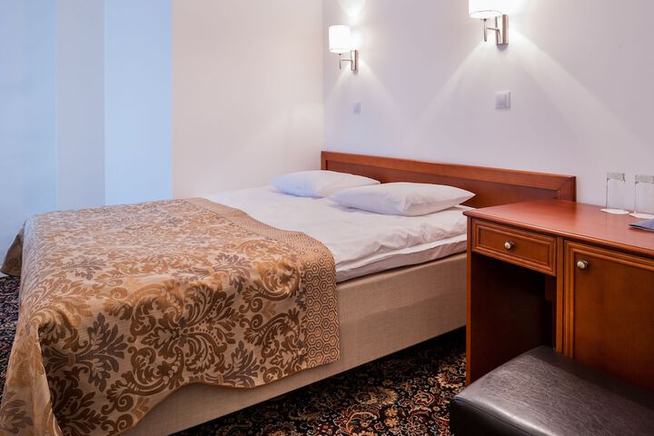 Room 32 of 119