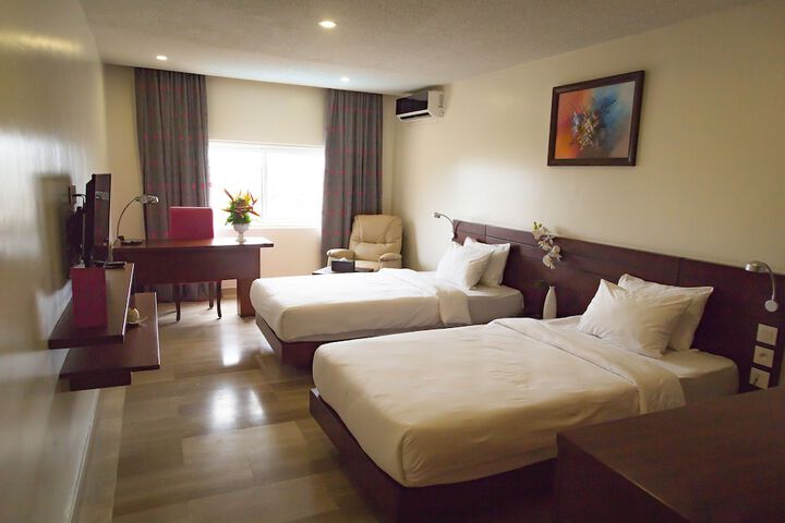 Room 14 of 62