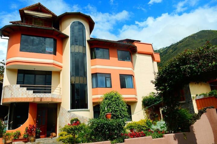 Hostal Tungurahua in Baños de Agua Santa
