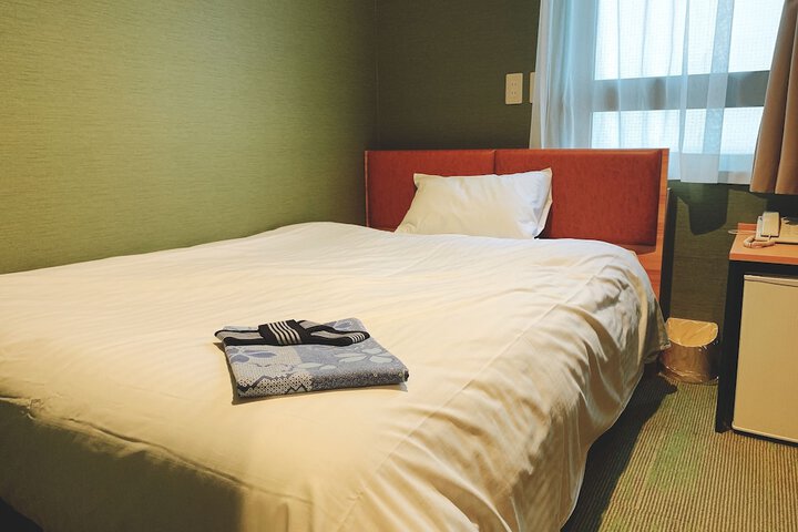 Room 10 of 60