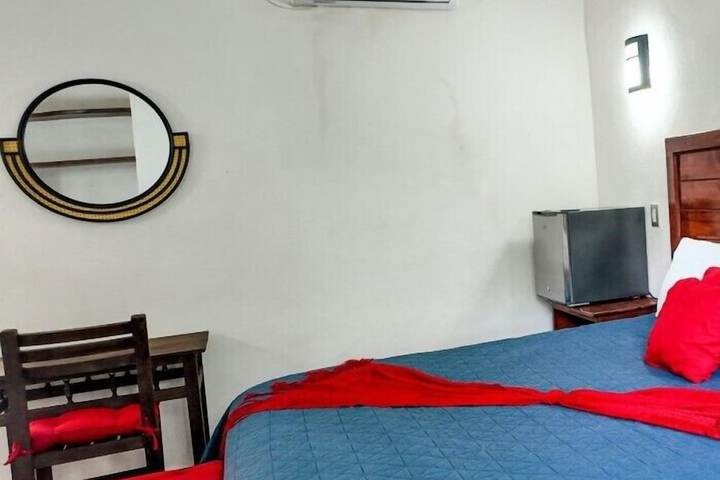 Room 105 of 119