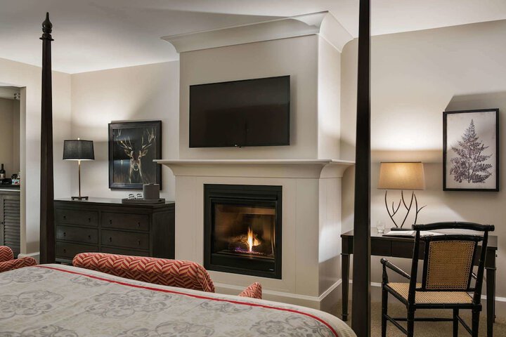 Classic 2 Queen Beds (2 of 7)