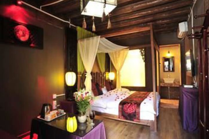 Room 7 of 20