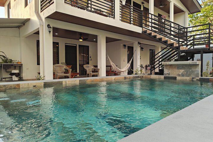 Pool 9 of 16