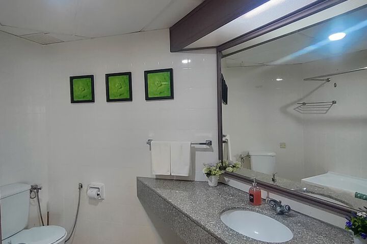 Room 475 of 650