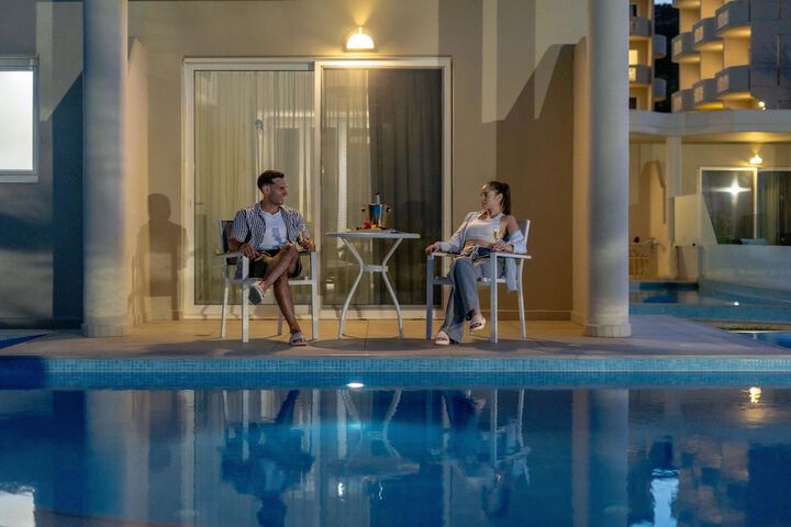 Pool 49 of 111