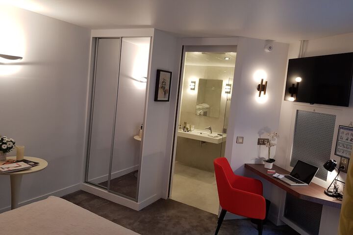 Room 58 of 92