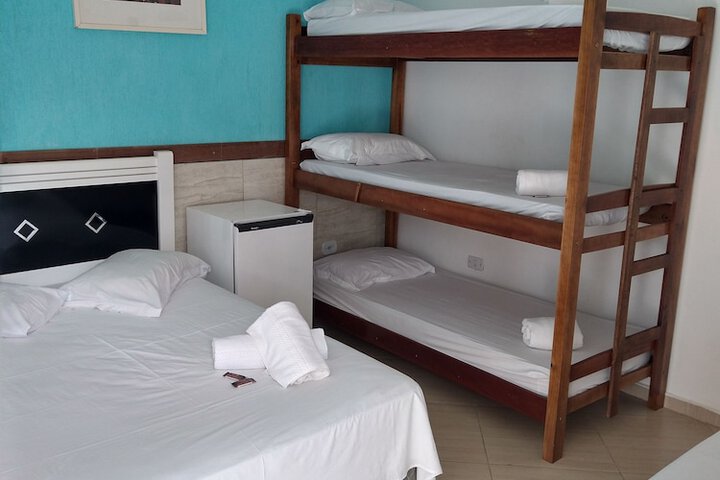 Room 13 of 20