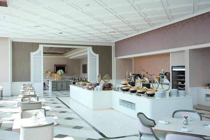 Breakfast/Coffee Service 62 of 100