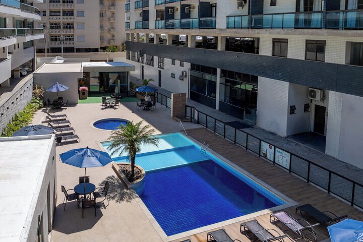 Hotel Pool