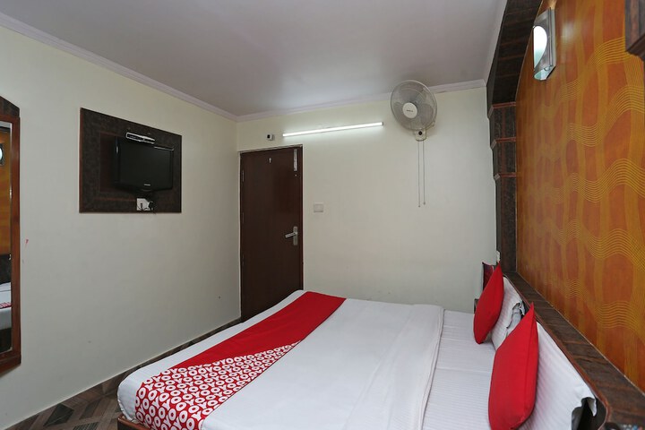 Room 15 of 25