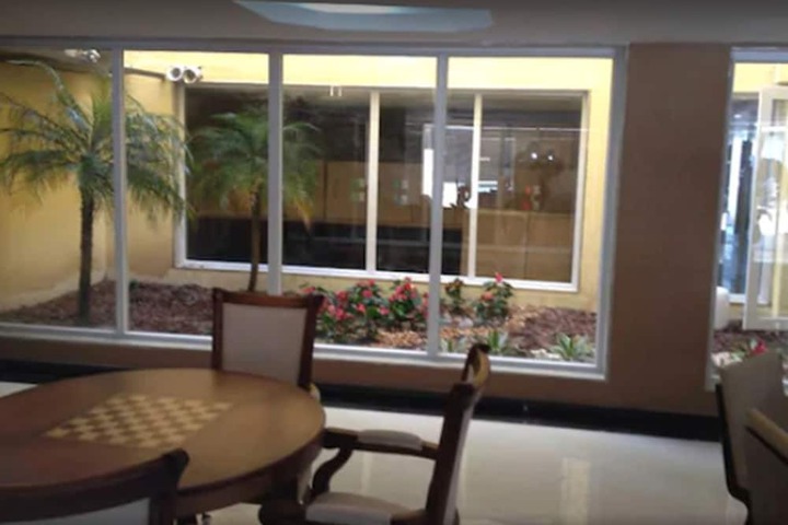 Entrance & Lobby