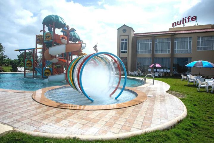 Pool 47 of 86