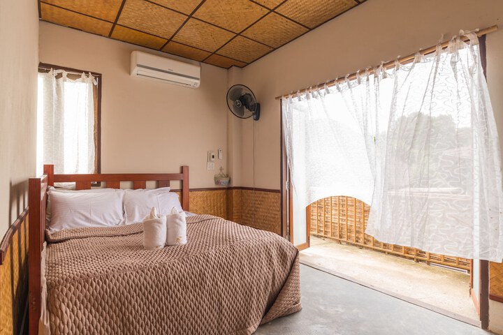 Room 12 of 54