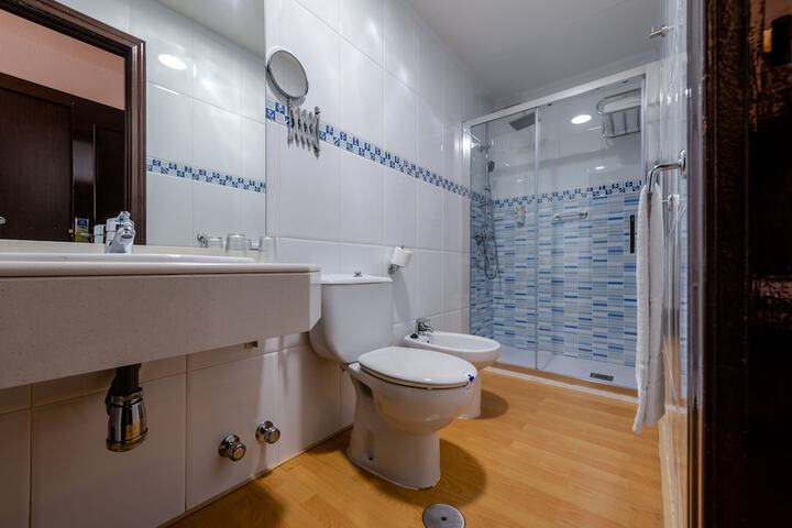 Clean Restrooms