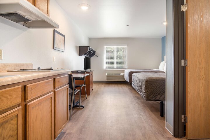 Double Bed Kitchen (5 of 12)