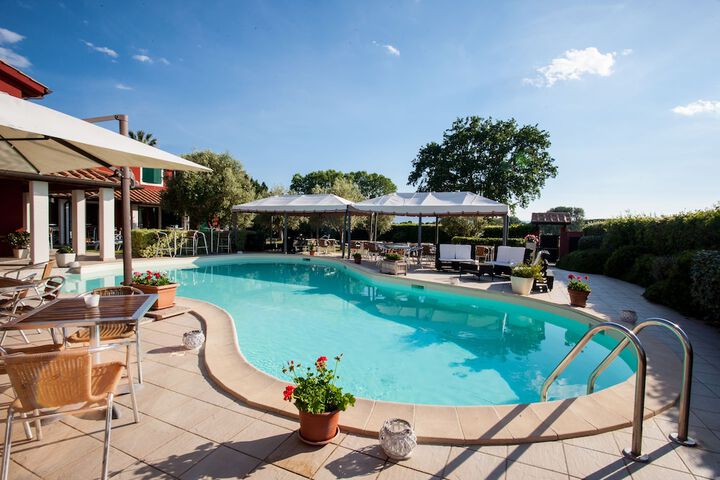 Pool Hotel